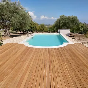 Vakantieboerderij Mennuli&alivi - Organic Farm, Noto