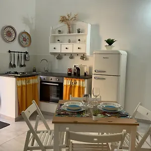 Holiday home Rossaroll, Noto